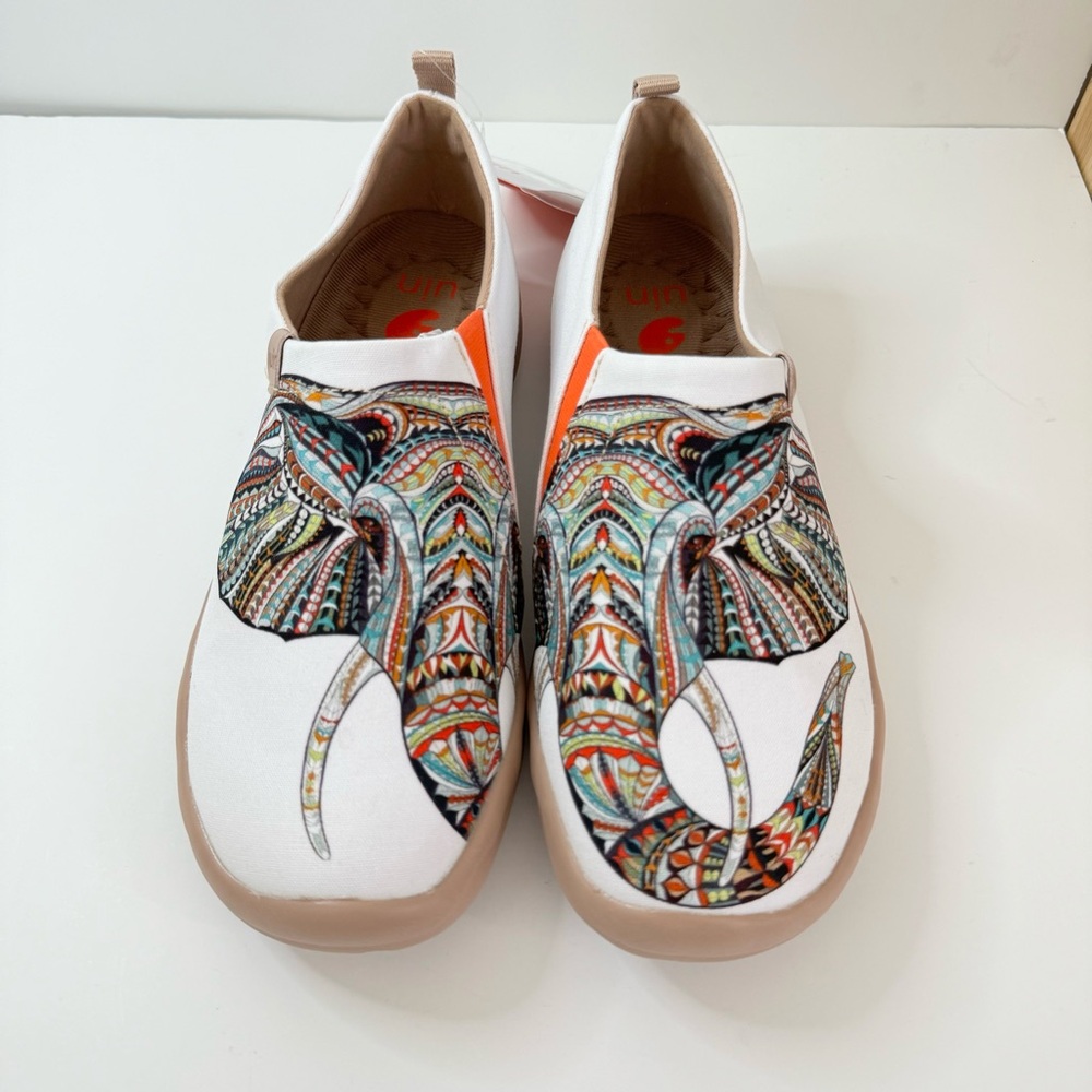 UIN Size 7 Slip On Shoes Canvas Ganesha Elephant - Picture 2 of 16